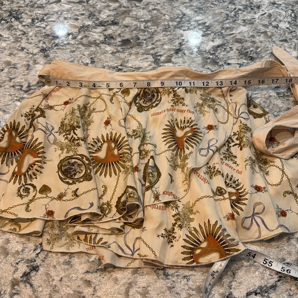 Kimchi Blue Ballet Wrap Mini Skirt Celestial Print NWT Size M/L - Picture 6 of 12